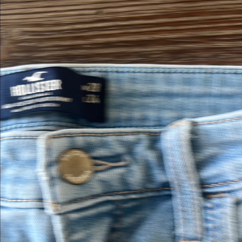 Hollister Light Blue Distressed Women's Jeans 28w - Picture 5 of 11